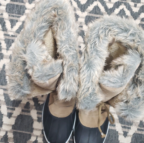 Northside Boots, Size 10 - Picture 2 of 14